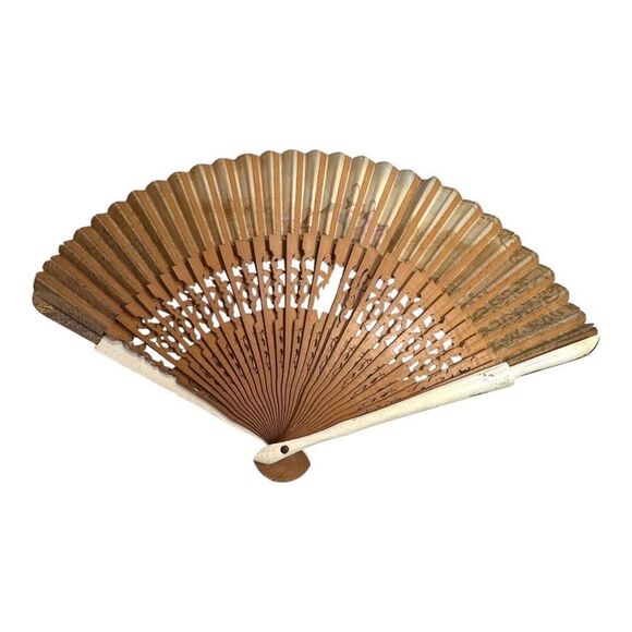 Vintage Alexandre Hand-Painted Folding Fan Signed Gold & Courting Couple READ - Picture 7 of 11